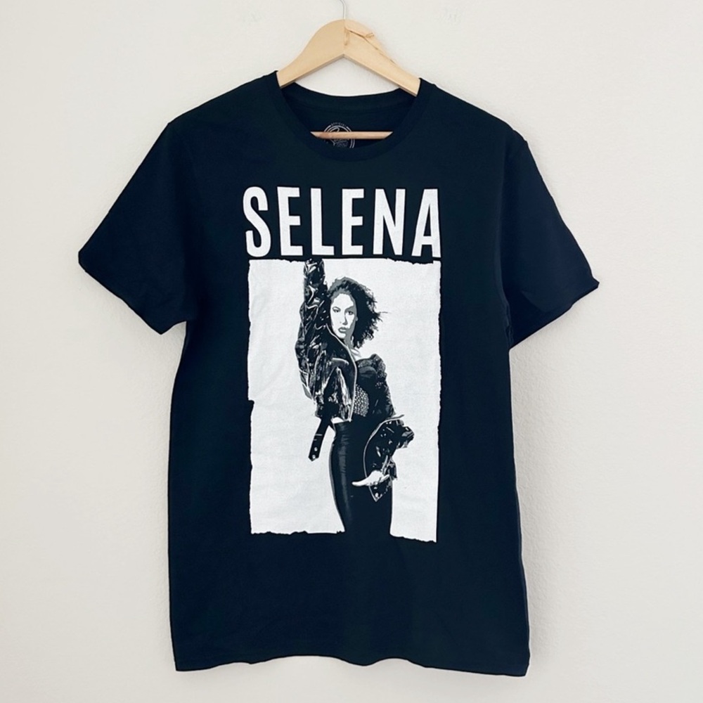 NWOT Selena Graphic T-Shirt